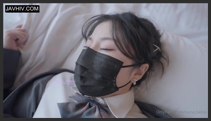 Câu chuyện về một nữ sinh trung học và giáo viên của cô