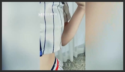Chị gái xinh đẹp đến ở nhờ cám dỗ trọn đam mê