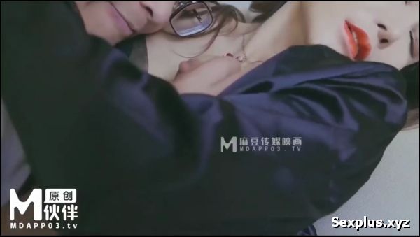 Cho em thư ký xinh đẹp ở nhờ nhà