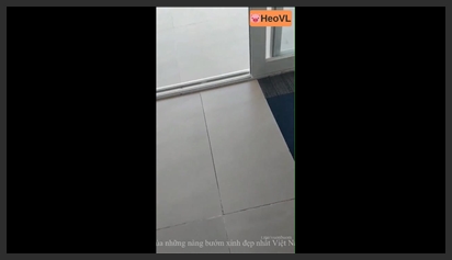 Con cặc anh to quá, để em banh lồn cho anh chơi nhé