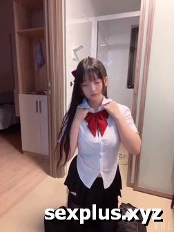 Đụ em nữ sinh xinh đẹp dáng chuẩn cực kỳ thích Cosplay