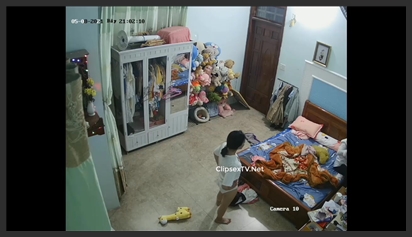 Hack Camera 2 Chị Em Rảnh Là Địt Nhau Loạn Luân
