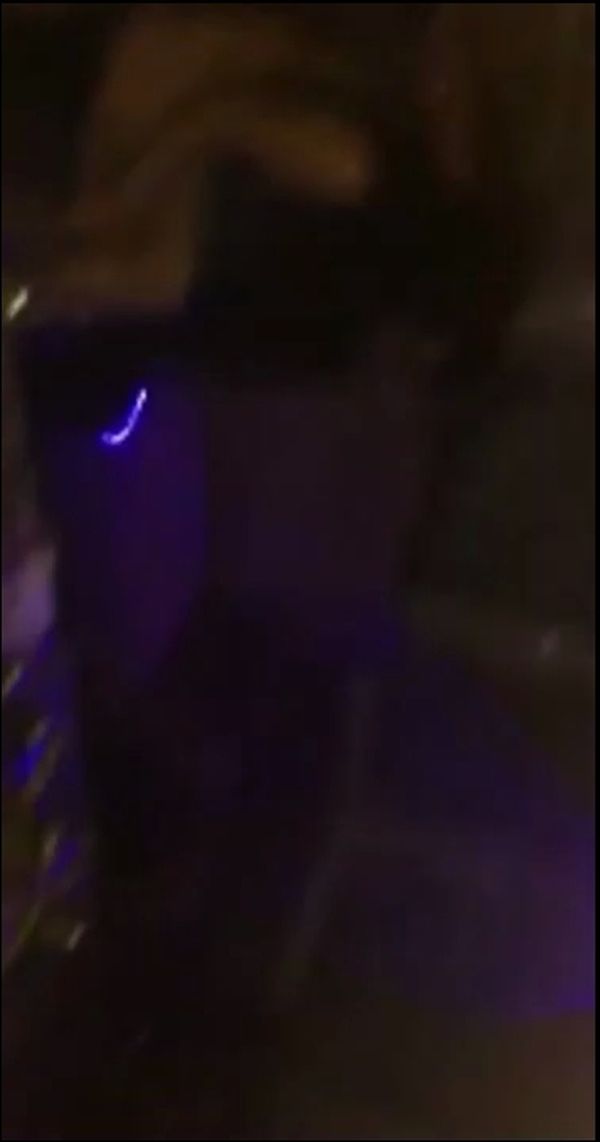Karaoke tay vịn Trung Quốc có gì vui không hãy cùng xem