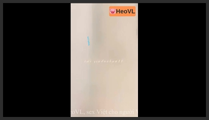 Làm tình phía sau gấu mặc đồ lưới râm