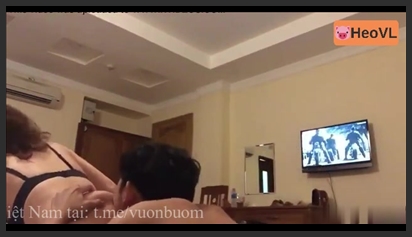 Lần đầu chơi gái anh bú lồn lia lịa