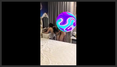 Lộ clip Linh Miu với hai anh trai cực sướng