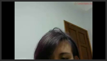 Ở nhà một mình nên thủ dâm gửi bạn trai xem